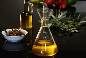 Olivenöl richtig lagern: So bleibt Dein Öl frisch, aromatisch und gesund